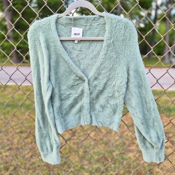 aerie Sweaters - Aerie Sage Green Fuzzy Eyelash Knit Cropped Cardigan Sweater Womens Medium